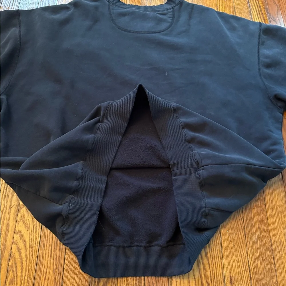 Y2K Distressed Reebok Vintage Crewneck Sweater - Picture 13 of 13